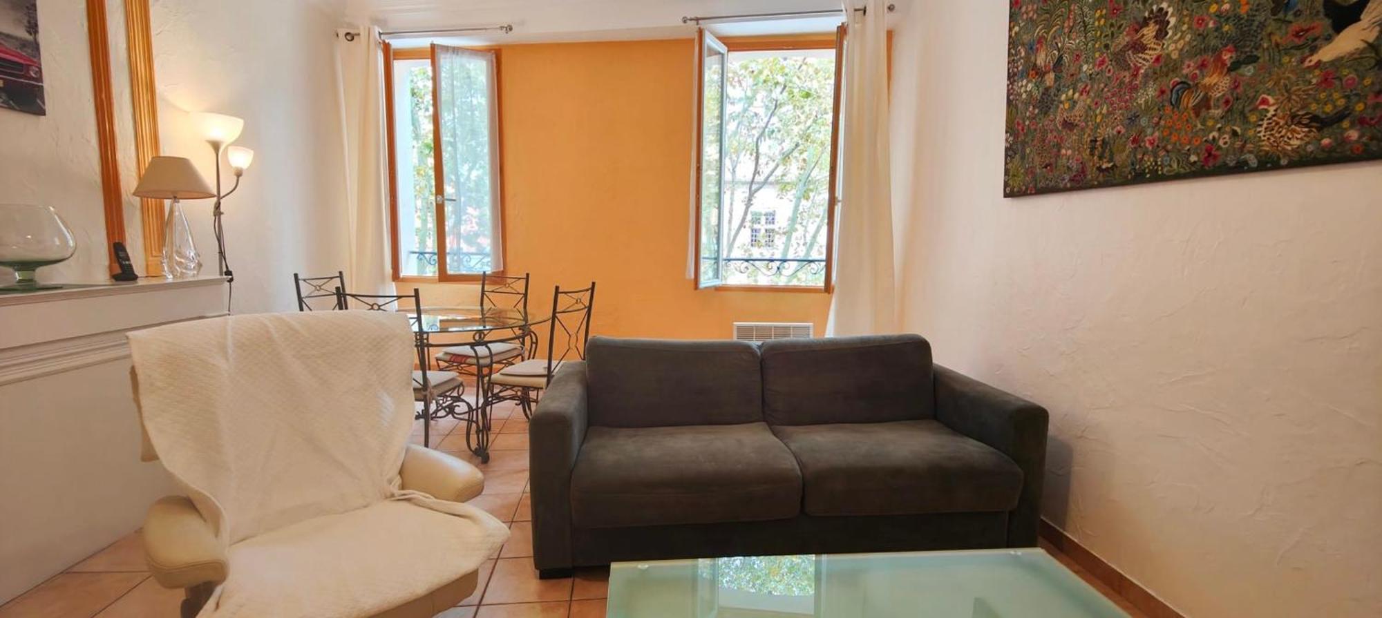 Appartement Charming In The Historic Heart Fréjus